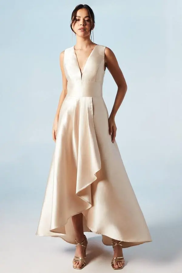 Coast Women's Honoured Sleeveless Plunge Waterfall Twill Maxi Bridesmaid Dress in Champagne 