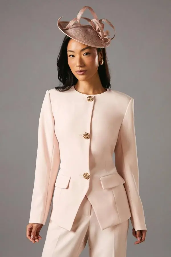 Coast Women's Rose Button Long Sleeve Tailored Jacket in Blush 