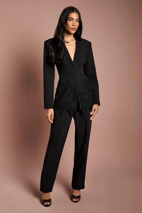 Coast Women's Pleat Front Straight Leg Formal Trouser in Black 