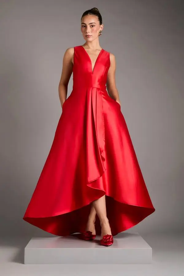 Coast Women's Plunge Waterfall Maxi Dress in Red 