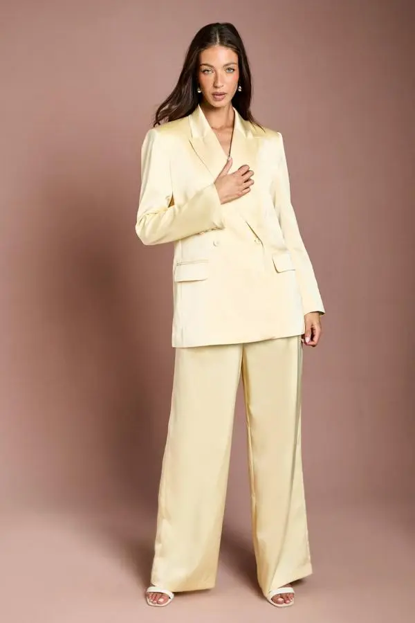 Coast Women's Satin Flare Trouser in Lemon