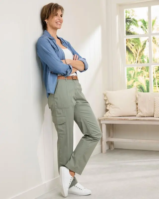 Cotton Traders Women's Cargo Trousers in Green, 100% Cotton