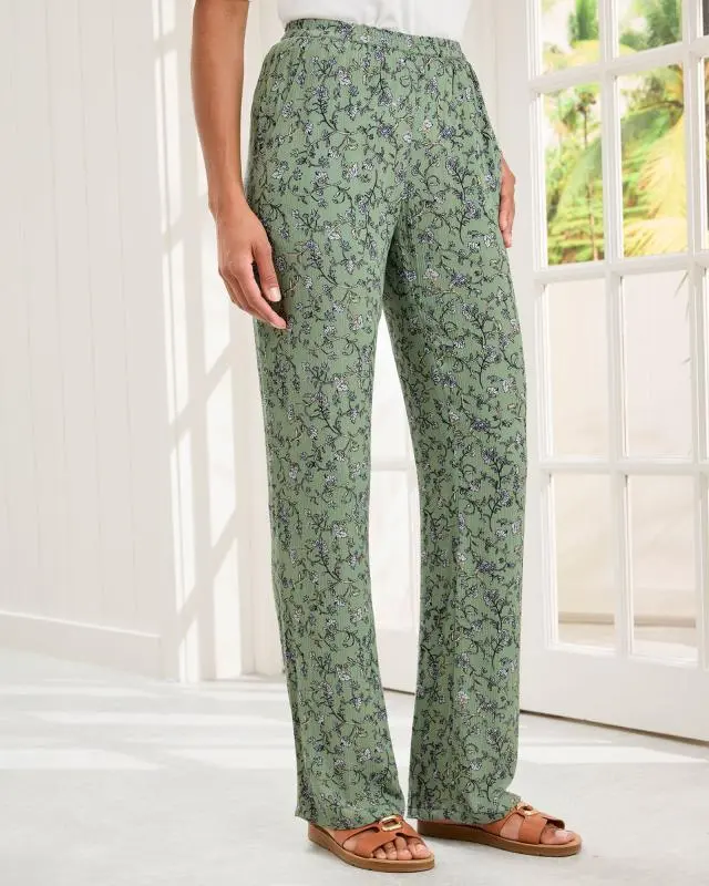 Cotton Traders Women's Pull-On Printed Crinkle Trousers in Green, 100% Viscose