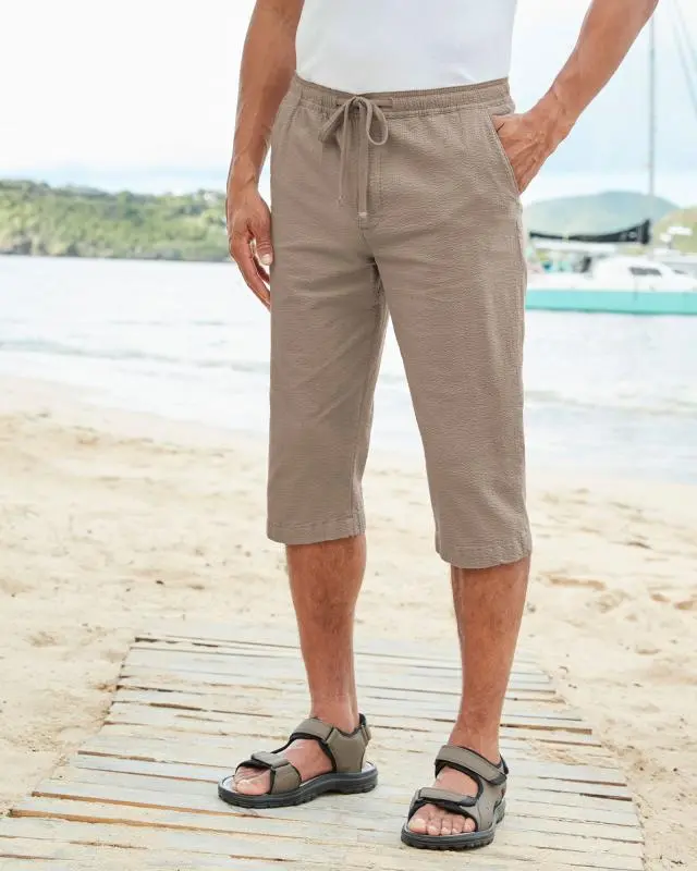 Cotton Traders Stretch Seersucker Cropped  Trousers in Grey, Cotton/Elastane