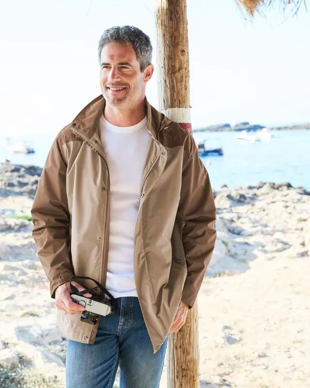 Cotton Traders Panelled Waterproof Jacket in Beige, 100% Polyester