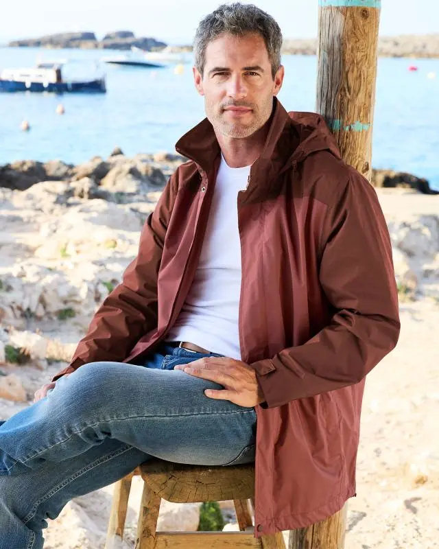 Cotton Traders Panelled Waterproof Jacket in Red, 100% Polyester