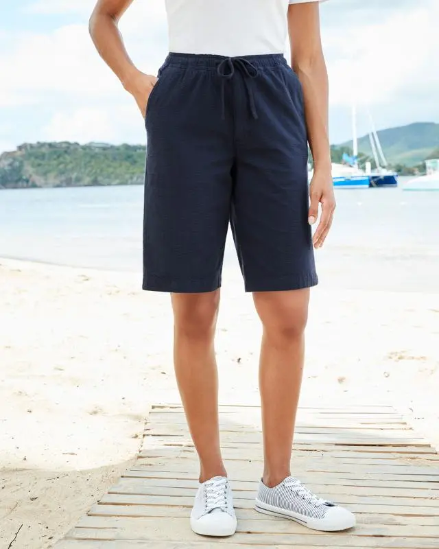 Cotton Traders Stretch Seersucker Shorts in Blue, Cotton/Elastane
