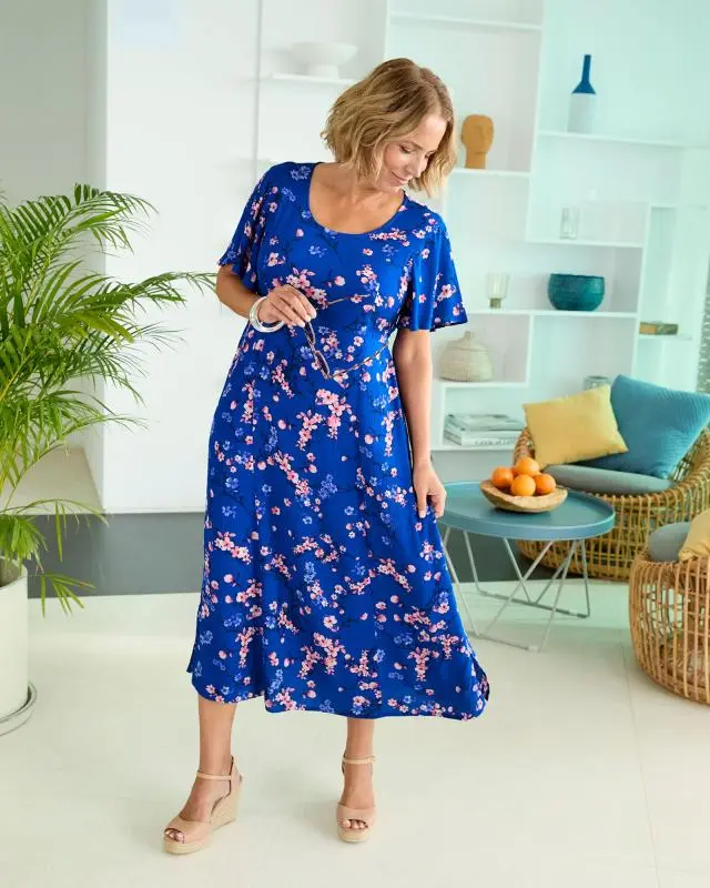 Cotton Traders Women's Printed Crinkle Maxi Dress in Blue, 100% Viscose