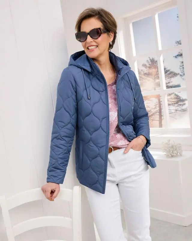 Cotton Traders Women's Showerproof Quilted Jacket in Blue, 100% Polyester