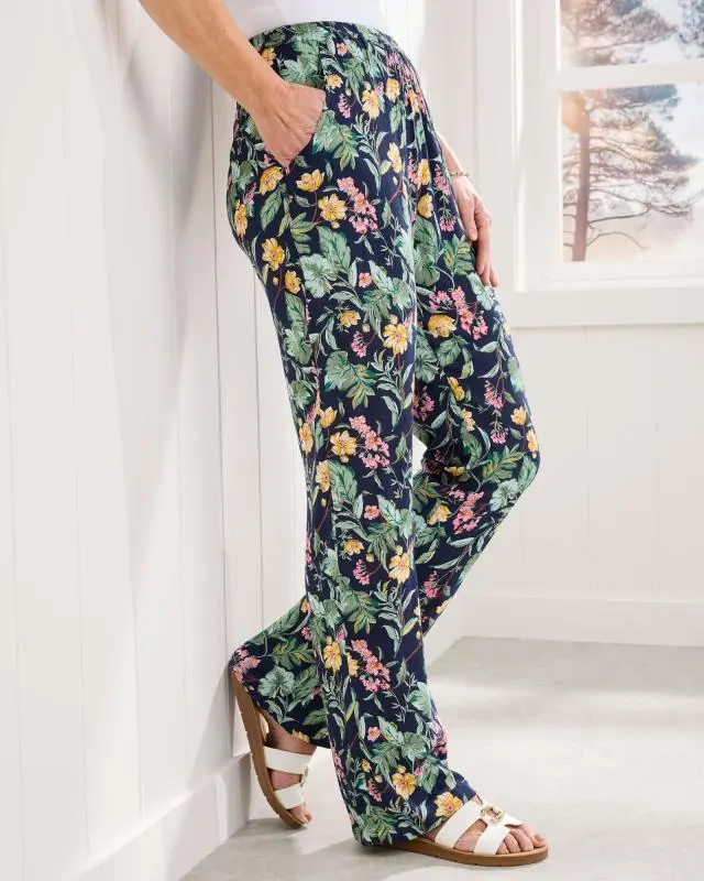 Cotton Traders Women's Pull On Printed Crinkle Trousers in Blue, 100% Viscose