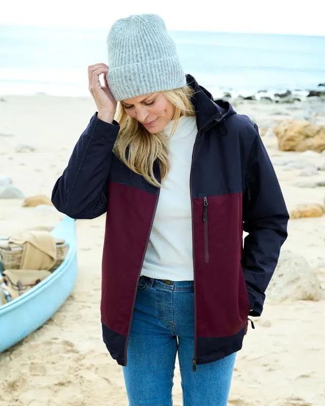 Cotton Traders Highland Waterproof Jacket in Red, 100% Polyester