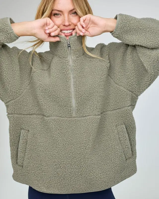 Cotton Traders Women's Oversized Half Zip Fleece Top in Green, Polyester/Metal