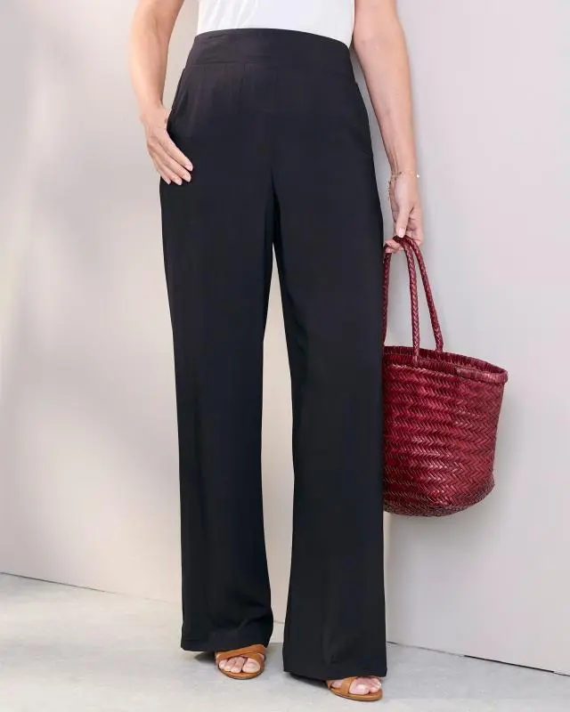 Cotton Traders Women's Wide Leg Pull On Trousers in Black, 100% Viscose