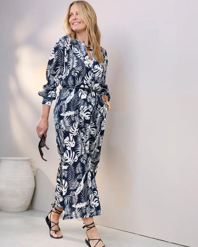 Cotton Traders Women's Printed Maxi Shirt Dress in Navy, 100% Cotton