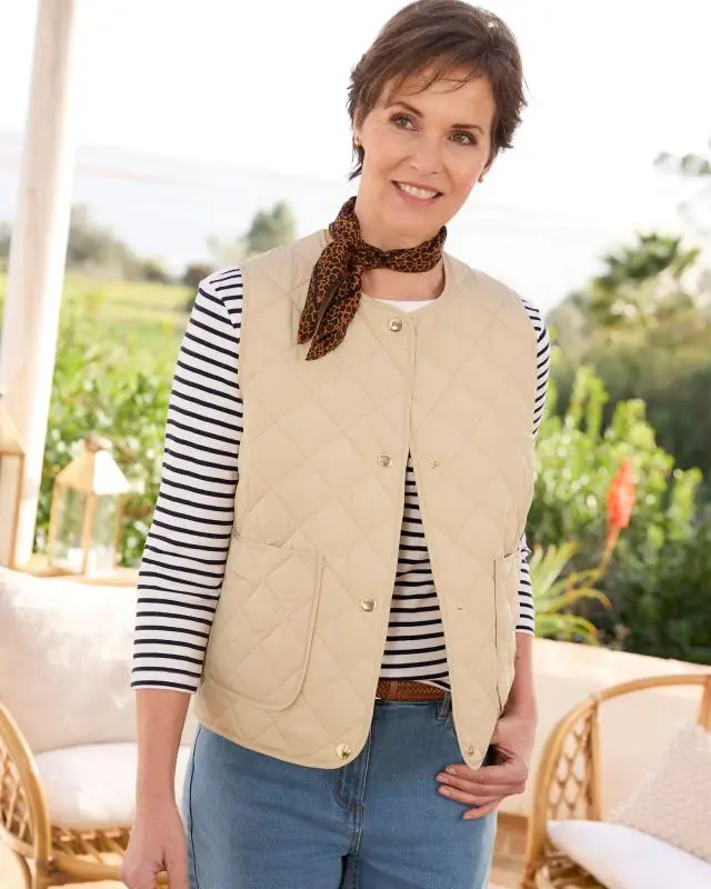 Cotton Traders Women's Quilted Gilet in Beige, 100% Polyester