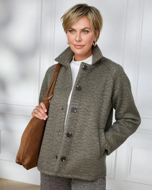 Cotton Traders Women's Textured Jacket in Green, 100% Polyester