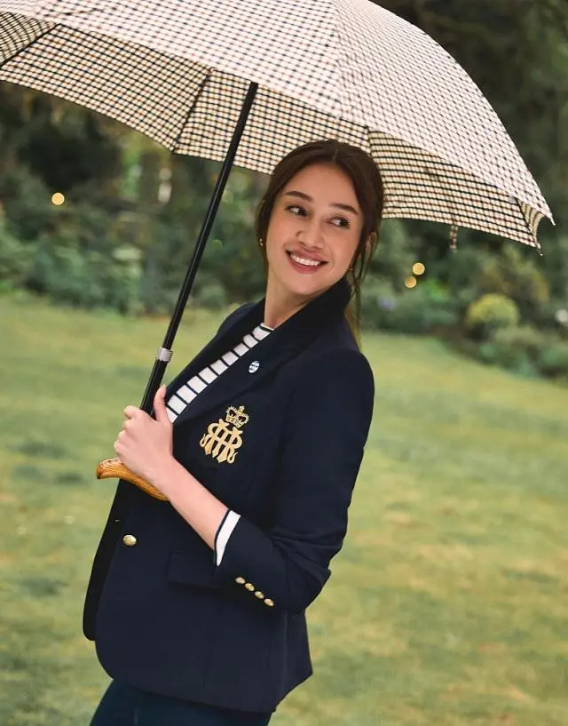Crew Clothing The Henley Blazer in Navy