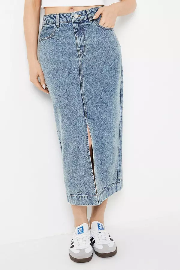 Pocket Detail Denim Midi Skirt