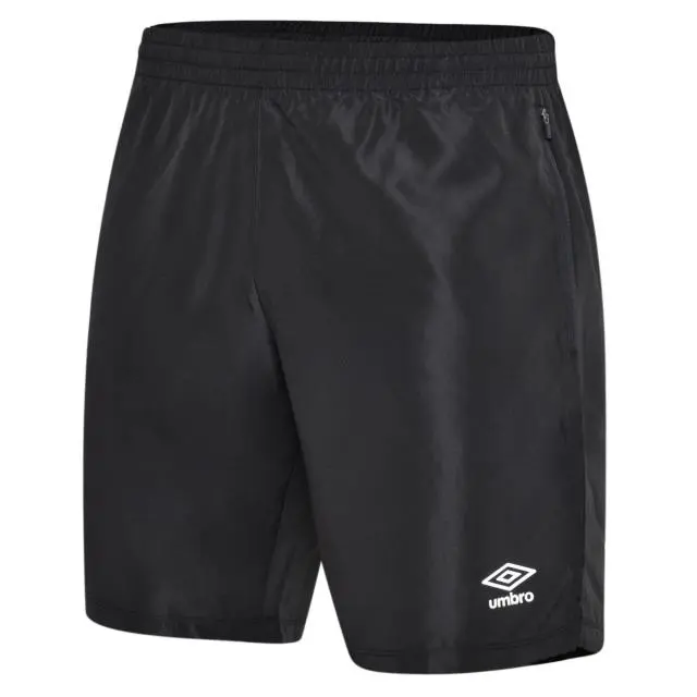 Umbro Club Essential Training Shorts in Black 