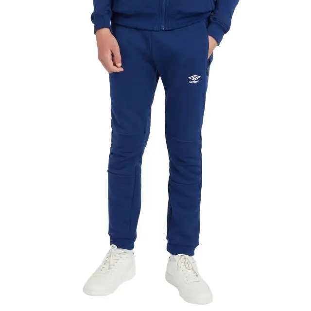 Umbro Club Leisure Jogging Bottoms in Navy 