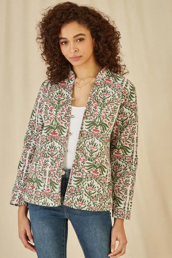 Yumi Women's Pink Floral Print Reversible Cotton Quilted Jacket 