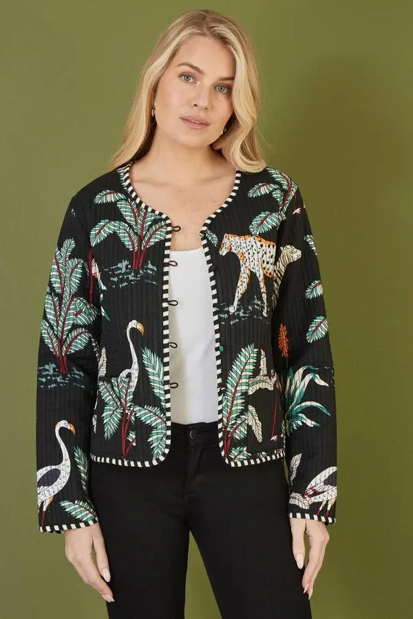 Yumi Women's Black Animal Print Reversible Cotton Cropped Quilted Jacket 