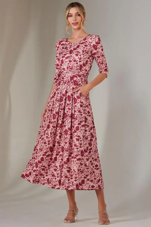 Jolie Moi Women's Goldie 3/4 Sleeve Jersey Maxi Dress in Pink | Size: 18