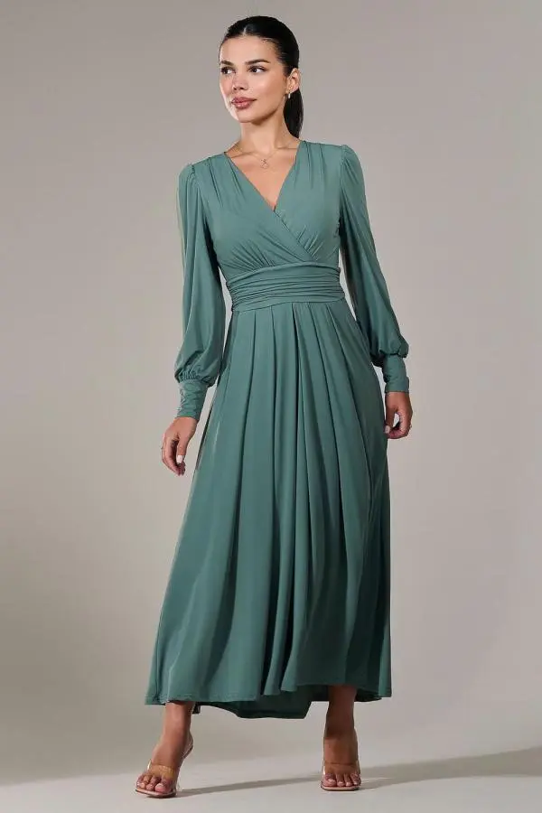 Jolie Moi Women's Petite Long Sleeve Soft Silky Jersey Max in Light Green 