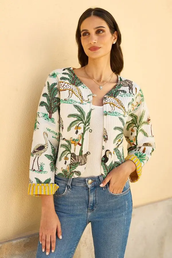 Yumi Women's White Animal Reversible Cotton Quilted Jacket 