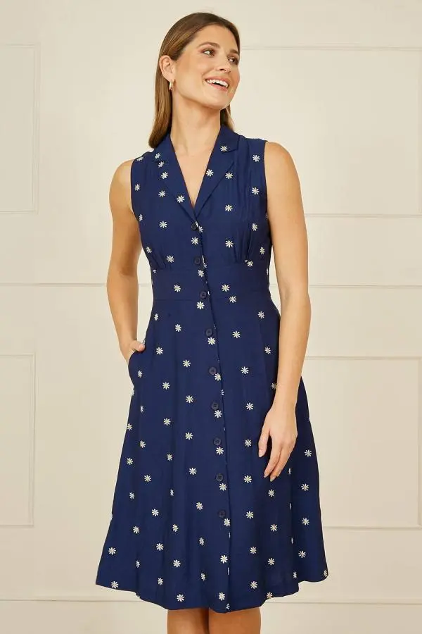 Yumi Women's Navy Daisy Print Sleeveless Shirt Dress 