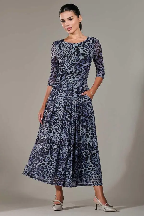 Jolie Moi Women's Petite Pleated Half Sleeve Midi Dress in Mid Grey | Size: 12