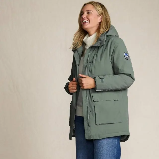 Lands' End Women's Petite Squall Insulated Waterproof Coat in Green | Size: 28-30