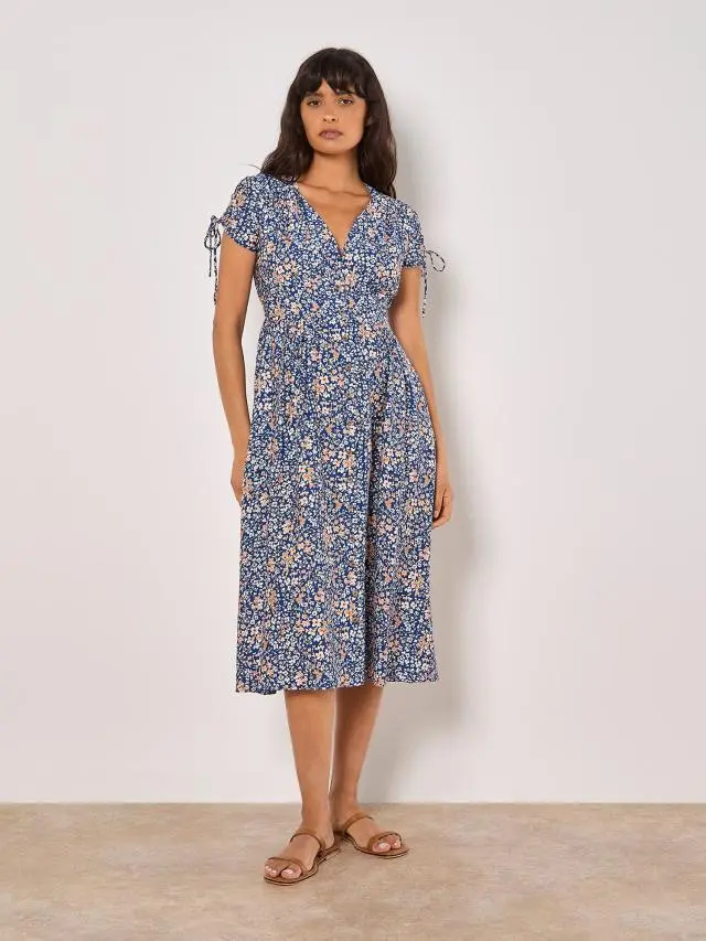 Apricot Women's Ditsy Floral Button-Down Midi Dress in Blue 