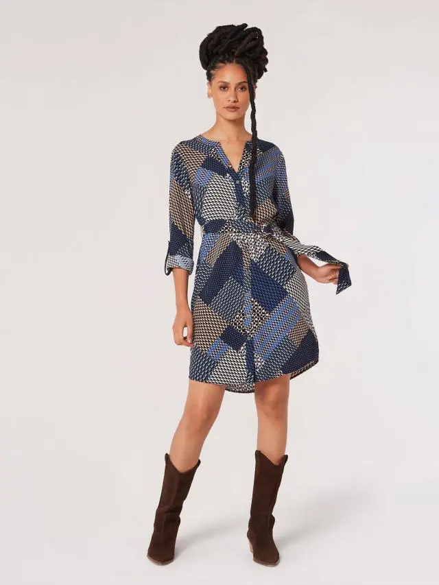 Apricot Women's Geo Patchwork Shirt Mini Dress in Navy 