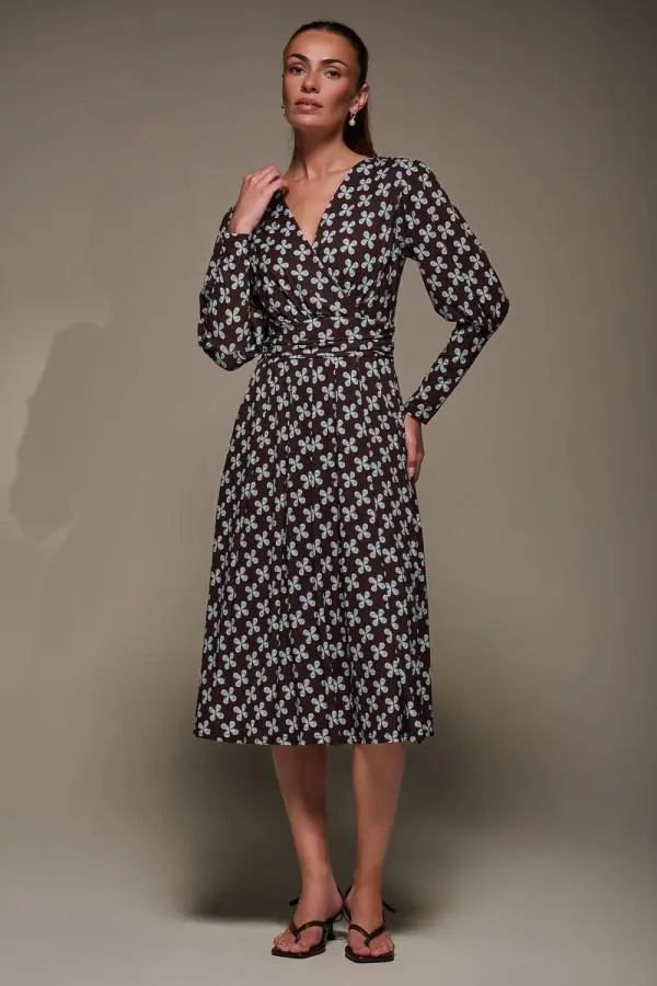 Jolie Moi Women's Puff Long Sleeve Jersey Midi Dress in Brown 