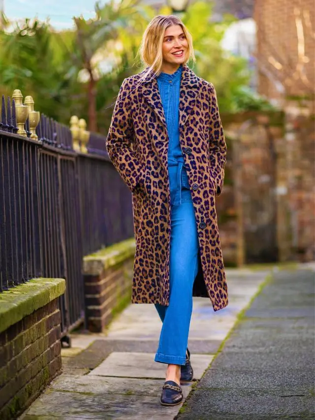 Brakeburn Women's Twilight Jacket in Beige 