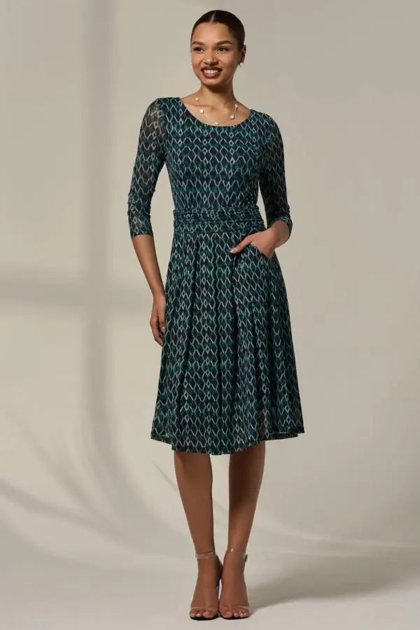 Jolie Moi Women's 3/4 Sleeve Printed Mesh Dress in Green 