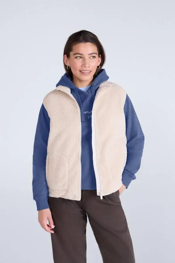 Animal Women's 'Molly' Warm Comfortable Lightweight Outdoor Soft Full Zip Borg Gilet in Cream | Size: 6