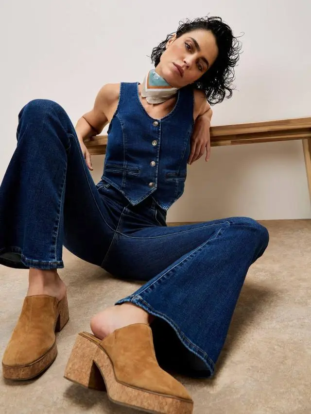 Apricot Women's Lola Dark Wash Flare Jeans in Blue 