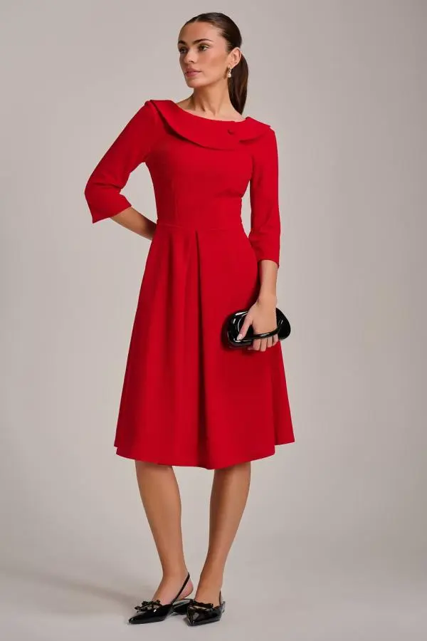 Jolie Moi Women's Fold Collar Button Detail Dress in Red 
