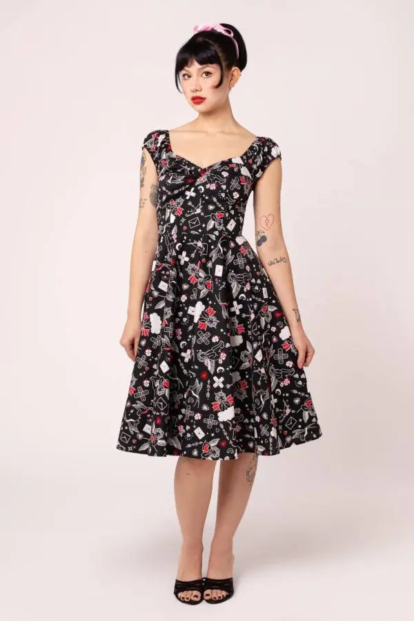Hell Bunny Women's Black 50s Style Tattoo Print Sweetheart Neck Full Circle Dress 