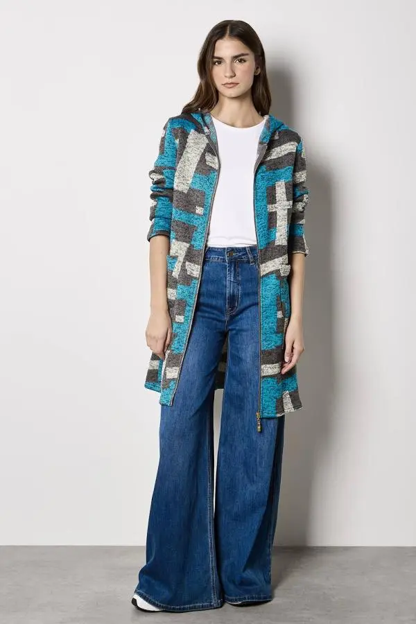 Apricot Women's Geometric Knitted Zip-Down Cardigan in Dark Grey 