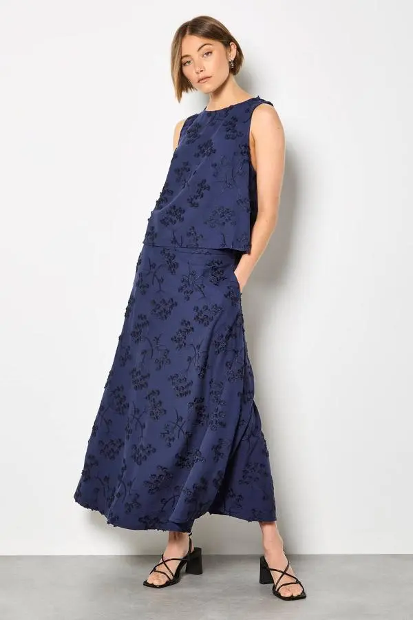 Apricot Women's Embroidered Floral Linen Blend Midaxi Skirt in Navy 