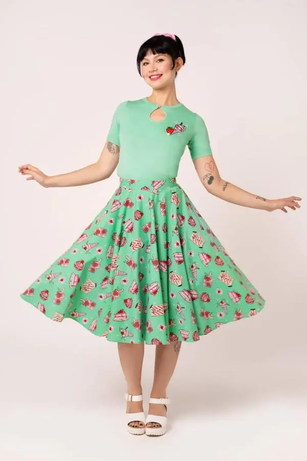 Hell Bunny Women's Sweetie Pie 50s Green Dessert Print Cotton Skirt with Full Circle 
