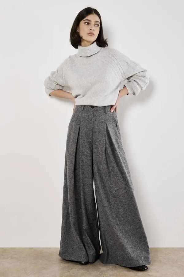 Apricot Women's Herringbone Tweed Wide-Leg Trousers in Grey 