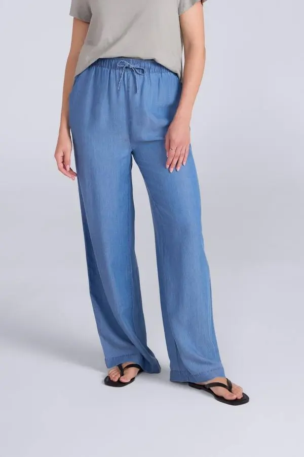 Animal Women's Lightweight Tencel Chambray Drawcord Travel Casual Pocket Trousers in Light Blue 