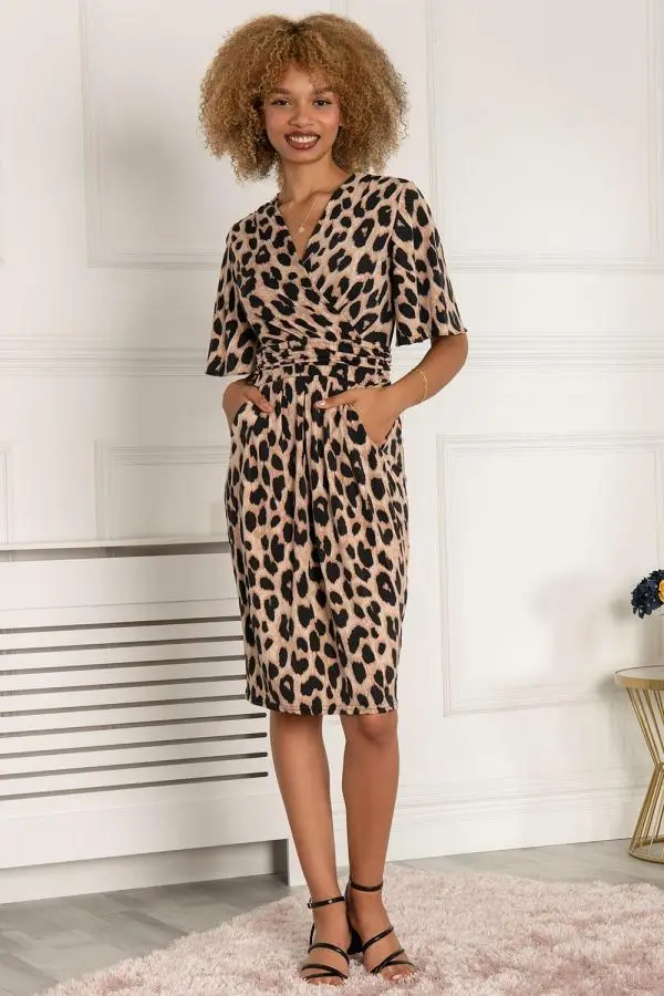 Jolie Moi Women's Elesia Flare Sleeve Shift Dress in Pink | Size: 8