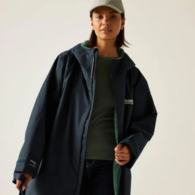 Regatta Adult Waterproof Changing Robe in Navy | Size: XS/S