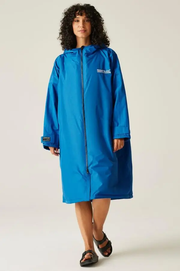 Regatta Adult Waterproof Changing Robe in Mid Blue 