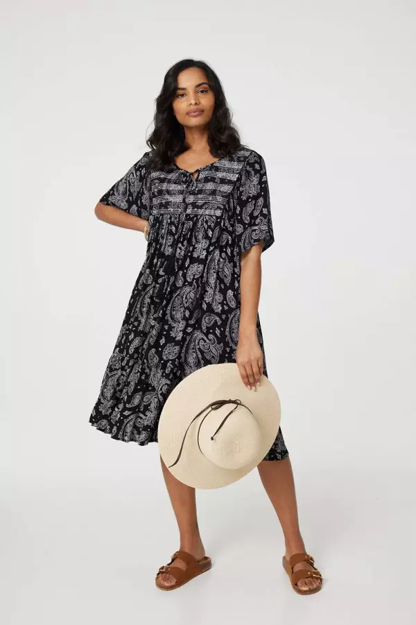 Paisley Print Keyhole Neck Relaxed Dress